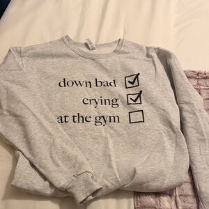 Gray Graphic Sweatshirt
